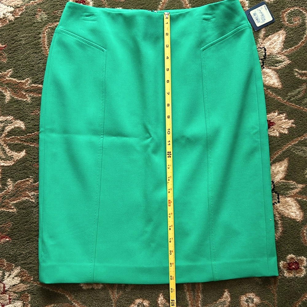 NEW! Green Seamed Pencil Skirt